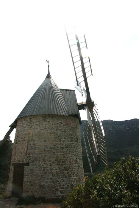 Molen van Omer Cucugnan / FRANKRIJK 