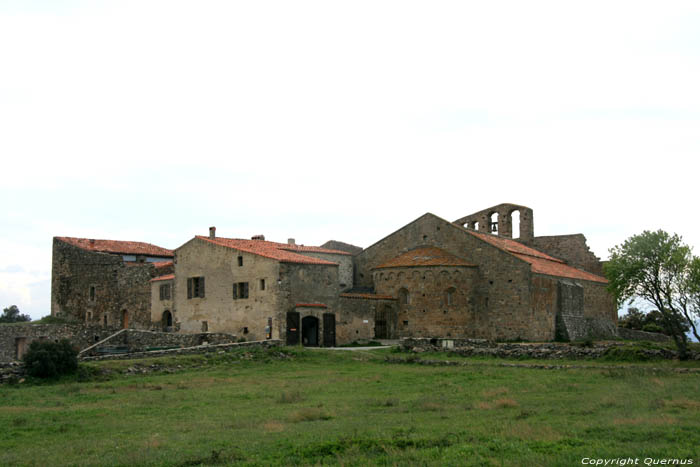 Abbaye Prieur de Marcevol Arboussols / FRANCE 