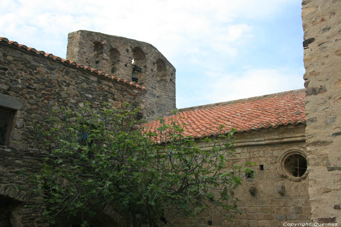 Abbaye Prieur de Marcevol Arboussols / FRANCE 