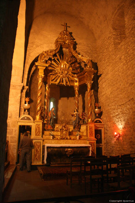 Sint-Petrus-van-Riuferrerkerk Arles Sur Tech / FRANKRIJK 