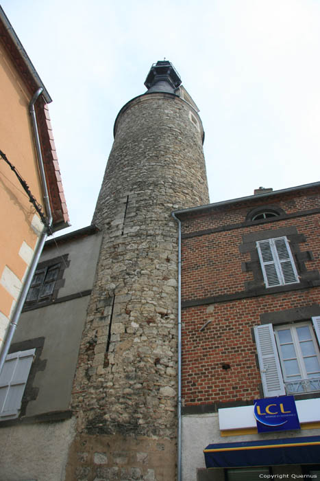 Belfort - Uurwerktoren Saint-Pourain-Sur-Sioule / FRANKRIJK 