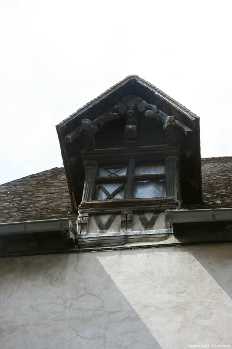 Huis Saint-Pourain-Sur-Sioule / FRANKRIJK 