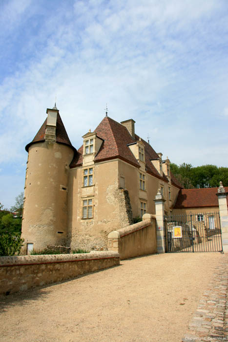 Castle Chareil-Cintrat / FRANCE 