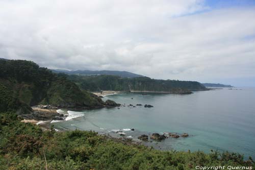 Kustlijn Cudillero / Spanje 