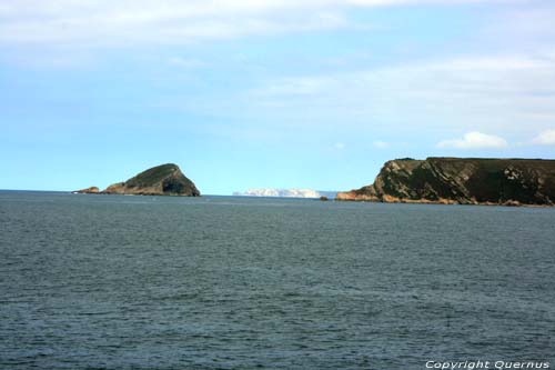 Small Island in front of coastal line (Deva Isle) SAN ESTEBAN / Spain 