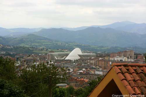 Zicht op Oviedo OVIEDO / Spanje 