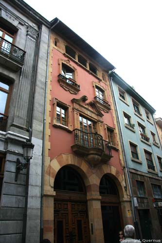 Huis OVIEDO / Spanje 