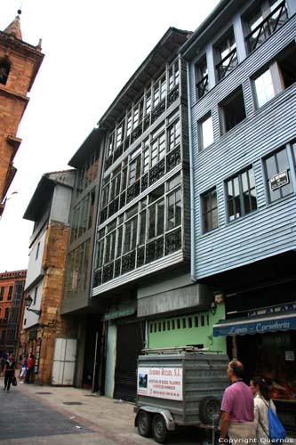 Wooden Houses OVIEDO / Spain 