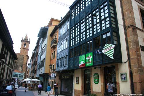 Wooden Houses OVIEDO / Spain 