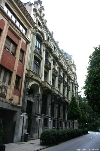 Building OVIEDO / Spain 