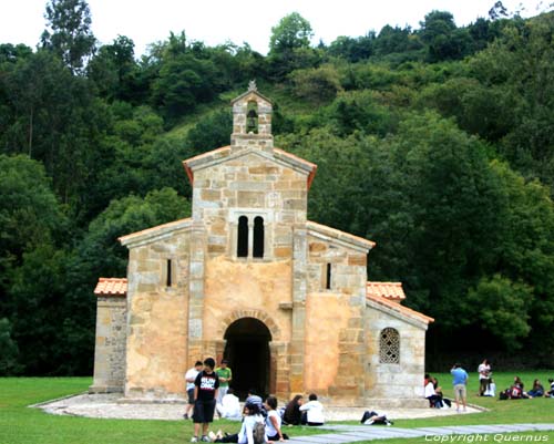 Sint-Salavatorabdijkerk Valdedios / Spanje 