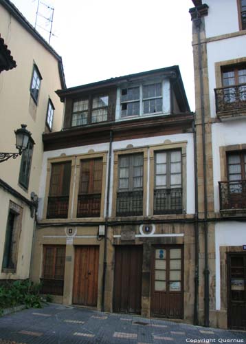 Ana de Valle's house Avils / Spain 