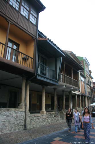 Houses Avils / Spain 