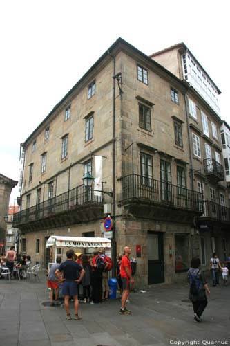 Hoekhuis met balkon Santiago de Compostella / Spanje 