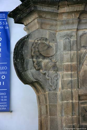 Poort van Santiagokapel Braga in BRAGA / Portugal 