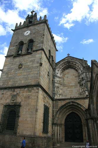 Onze-Lieve-Vrouw-van-de-Olijfboomkerk Vila Nova de Cerveira in Viana do Castelo / Portugal 