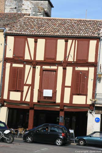 House Port Sainte Foy en Ponchapt / FRANCE 