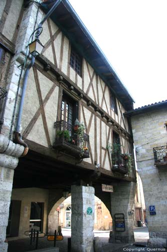 Bastidehuizen Port Sainte Foy en Ponchapt / FRANKRIJK 