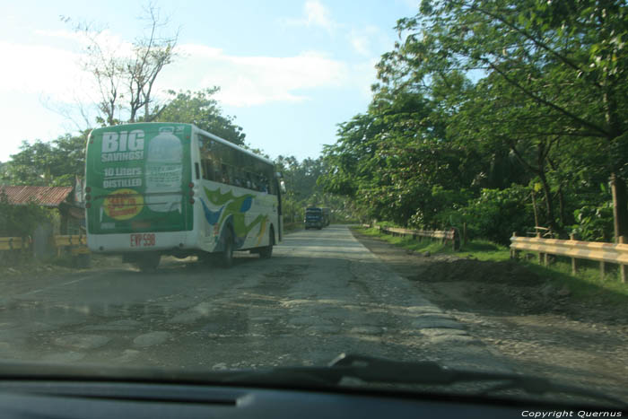 Bedenkelijke wegkwaliteit Pagbilao / Filippijnen 