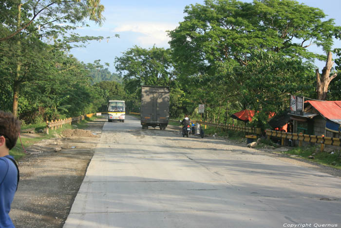 Qualit de route povre Pagbilao / Philippines 