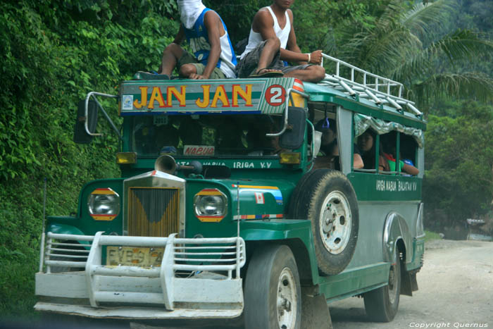 Overladen Jeepney Nabua / Filippijnen 