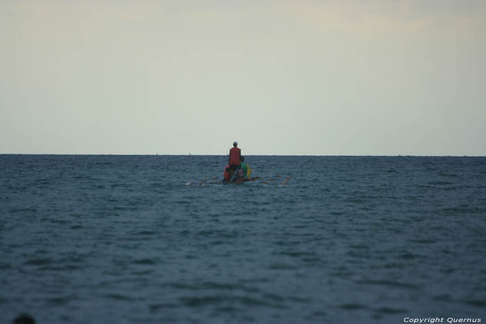 Plage et port Balatan / Philippines 