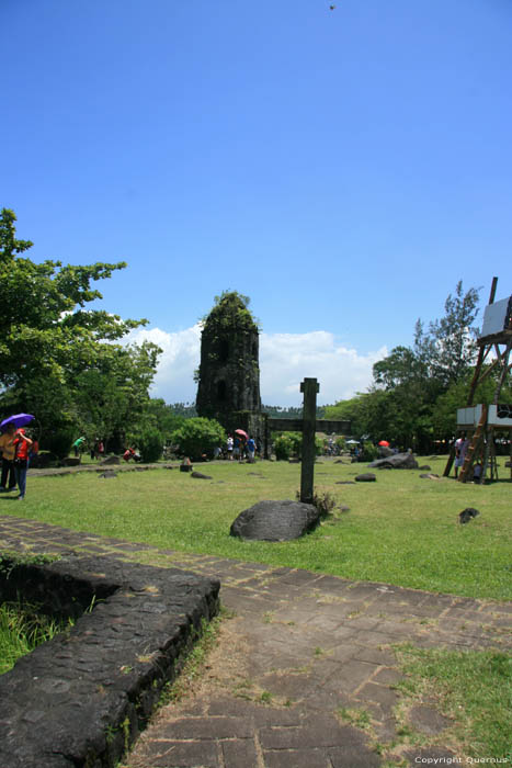 Tour de l'glise run de Cagsawa Daraga / Philippines 