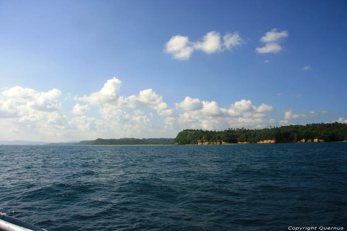 Ligne de cte depuis la mer Donsol / Philippines 