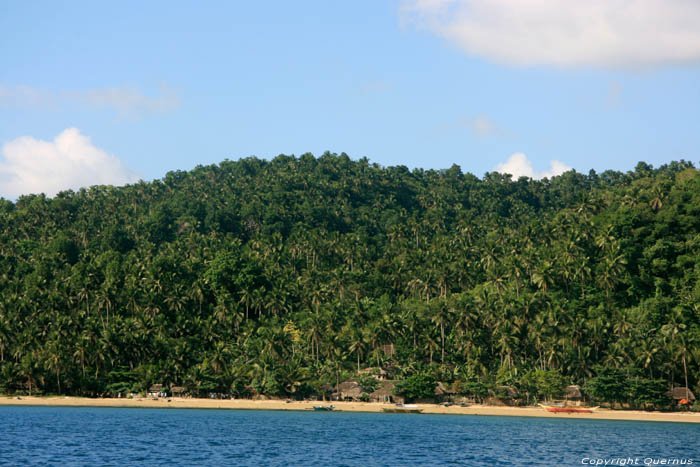 Ligne de cte depuis la mer Donsol / Philippines 