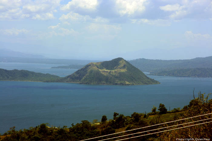 Uitgedoofde Taal (Ta-Al) vulkaan Tagaytay City / Filippijnen 