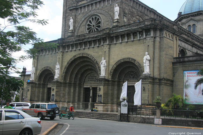 Cathedraal - Basiliek van de Onbevlekte Ontvangenis Manila Intramuros / Filippijnen 