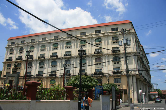 Building Manila Intramuros / Philippines 
