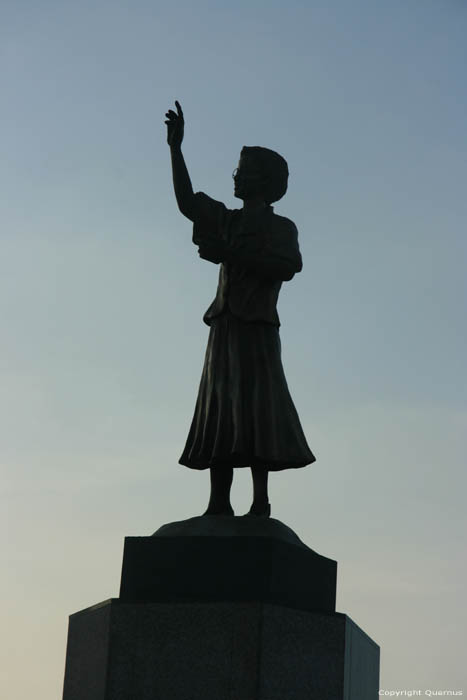 Former President's statues Manila / Philippines 