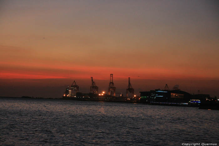 Sun Down Manila Bay Manila / Philippines 