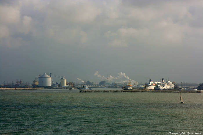 View on Harbor Calais / FRANCE 