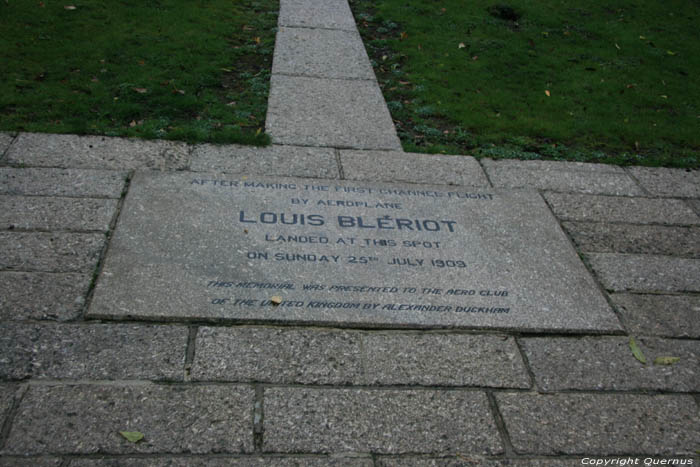 Place d'arriv de Louis Blriot DOVER / Angleterre 