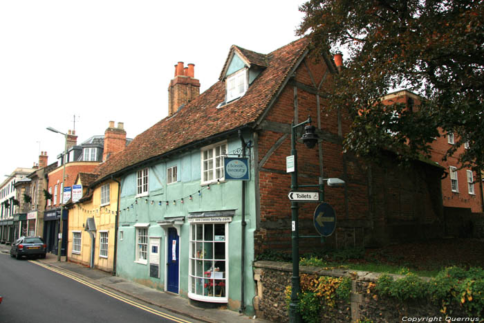 Classic Beauty - Maison au Pan de Bois bleu Wallingford / Angleterre 