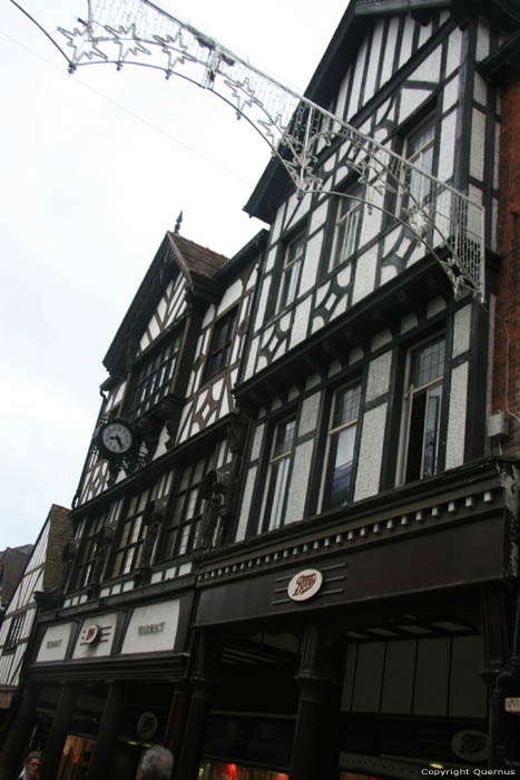 Building Winchester / United Kingdom 