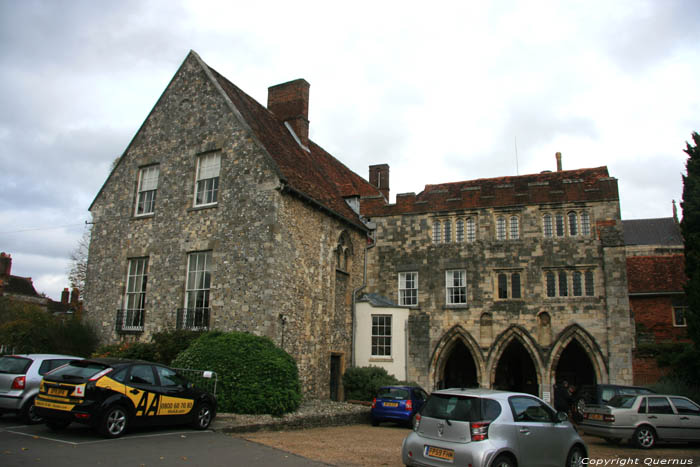 Building Winchester / United Kingdom 