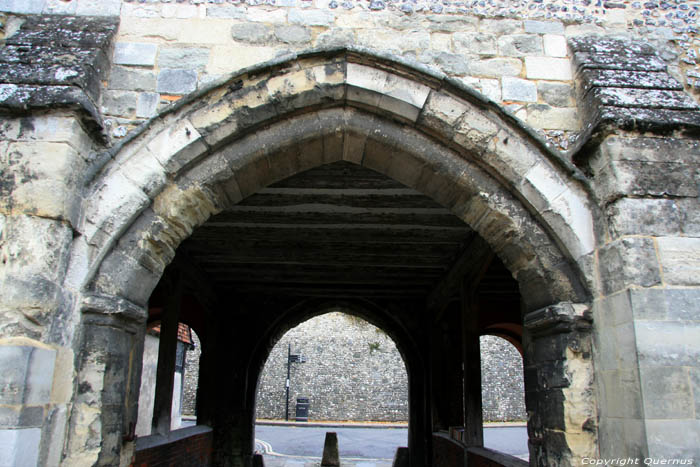 Kings Gate Winchester / United Kingdom 