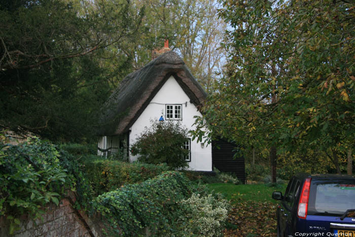 Tatched Cottage Dorchester / United Kingdom 