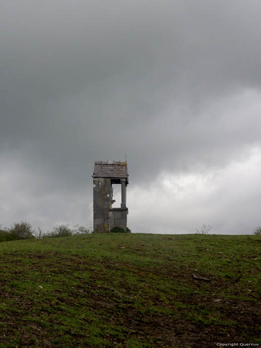 Onze-Lieve-Vrouw-van-de-Rozenkranskapel Renlies in BEAUMONT / BELGI 