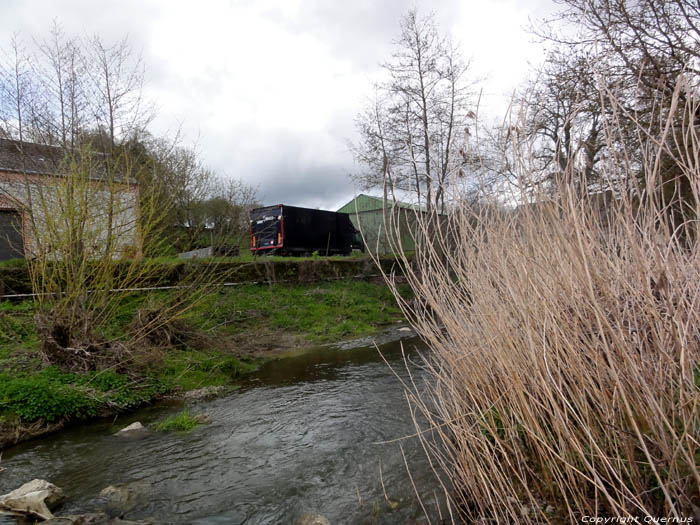 Pont et rivire Hantes Renlies  BEAUMONT / BELGIQUE 