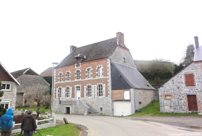 Huis Renlies in BEAUMONT / BELGI 