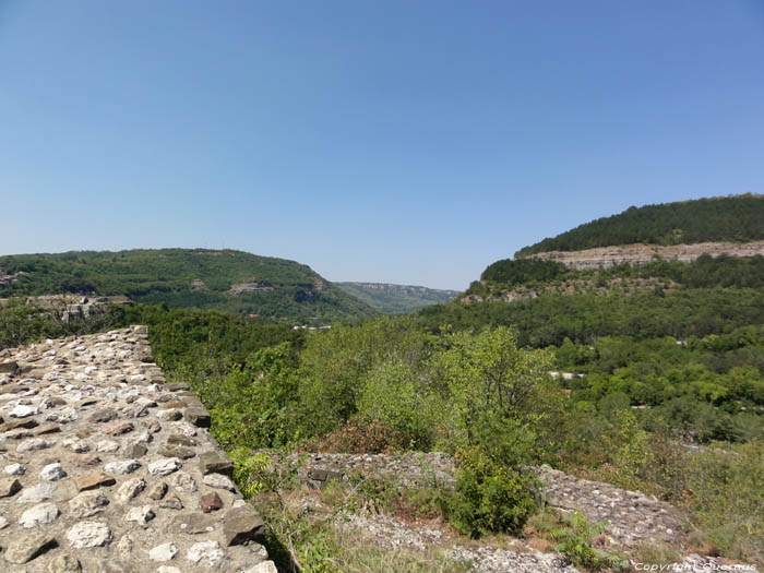 Uitzicht vanuit Tsarevets kasteel Veliko Turnovo / Bulgarije 