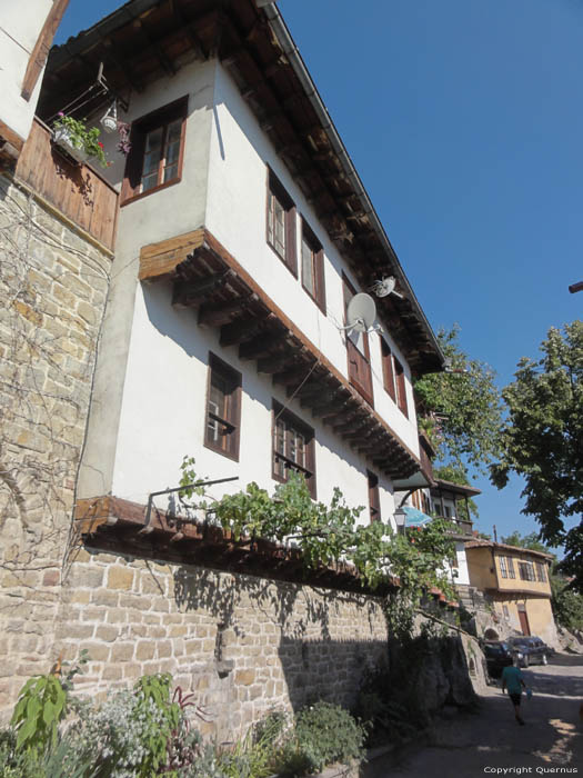 Maison encorbeillante Veliko Turnovo / Bulgarie 