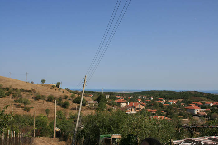 Zicht op dorp Izvorishte / Bulgarije 