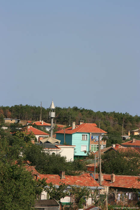 Vue sur village Izvorishte / Bulgarie 