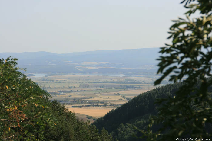 Uitzicht op Vallei Shipka / Bulgarije 