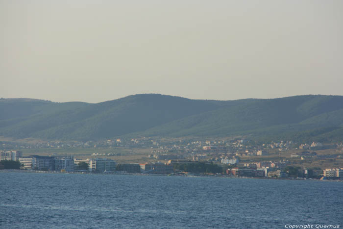 Zicht op Zonnig Strand (Sunny Beach) Nessebar / Bulgarije 